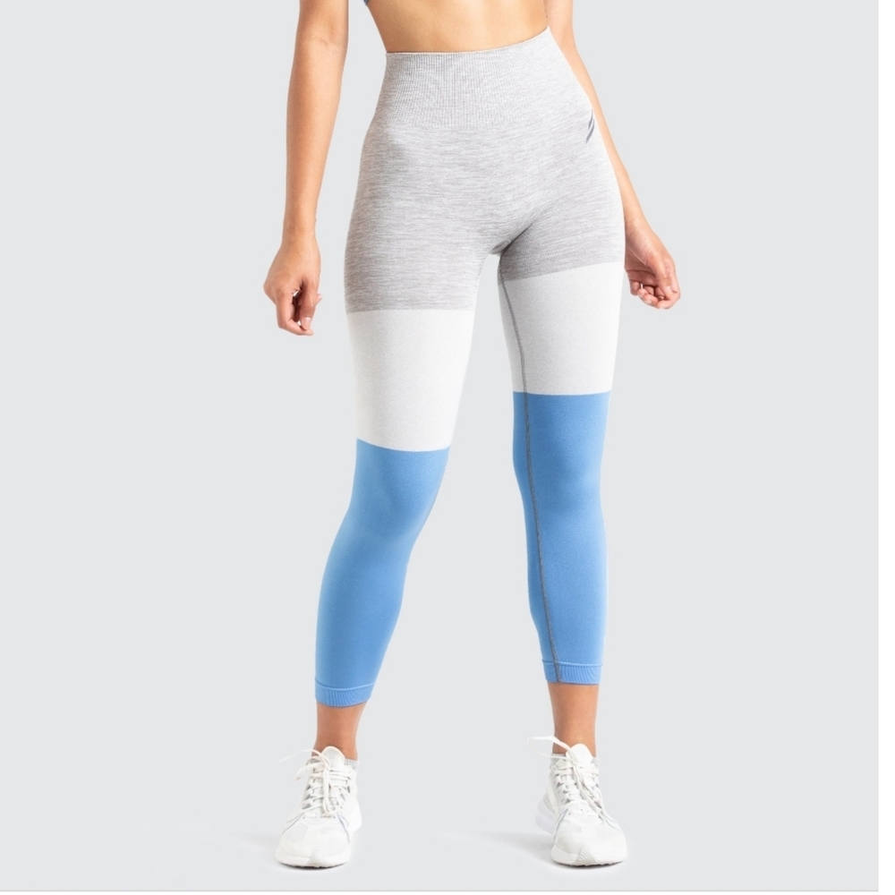 Do you even blue and gray leggings